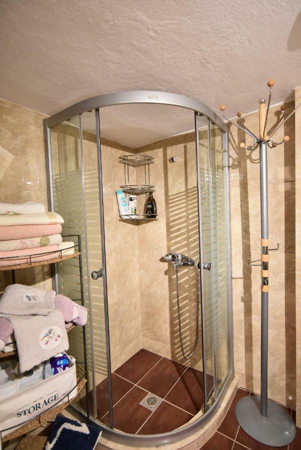 Queens Bed&rest Luxury Kawala